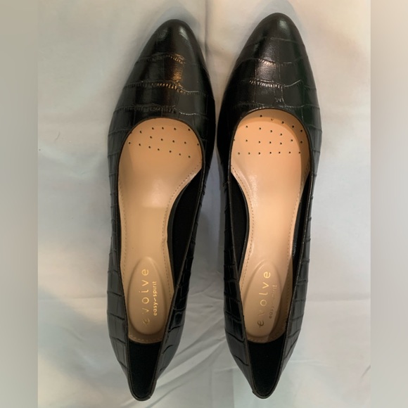 Easy Spirit Evolve - black croco style - 8.5 M Robin pumps - NIB - never worn - Picture 3 of 6